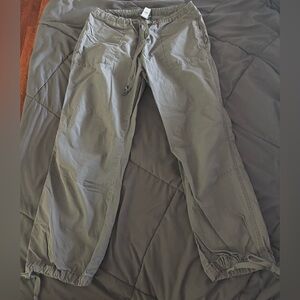 Calvin Klein Performance women’s gray lightweight, drawstring pants